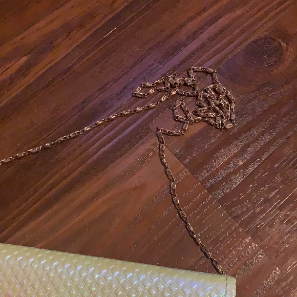 Holographic Envelope Light Mint Green Clutch - Picture 8 of 8